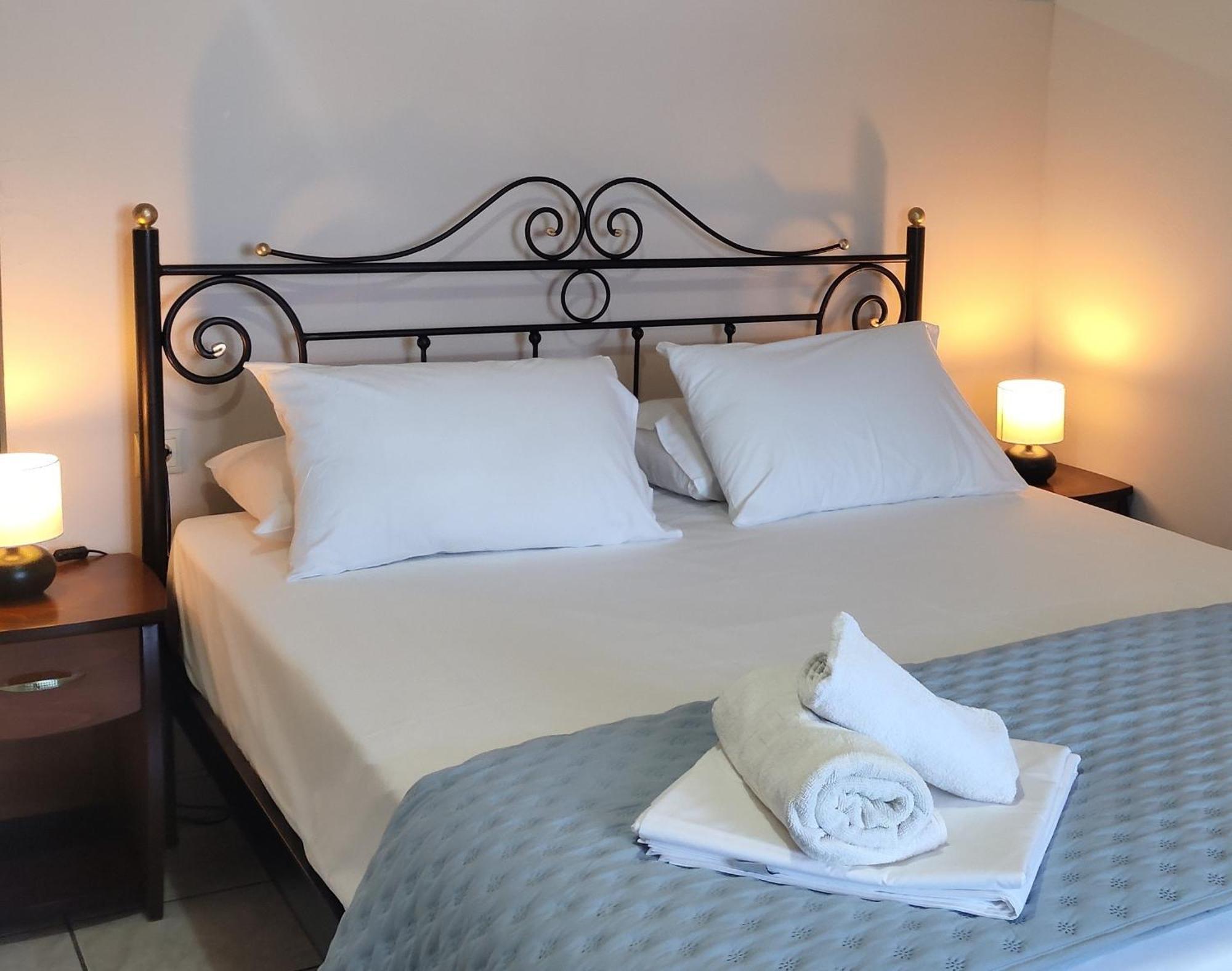 Captain Nick Aparthotel Mikros Gialos Exterior foto