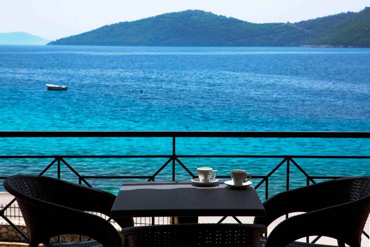 Captain Nick Aparthotel Mikros Gialos Exterior foto